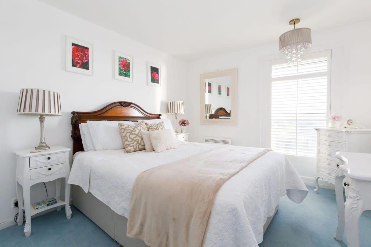 Two Bed Seafront Escape In East Wittering Apartment Bagian luar foto
