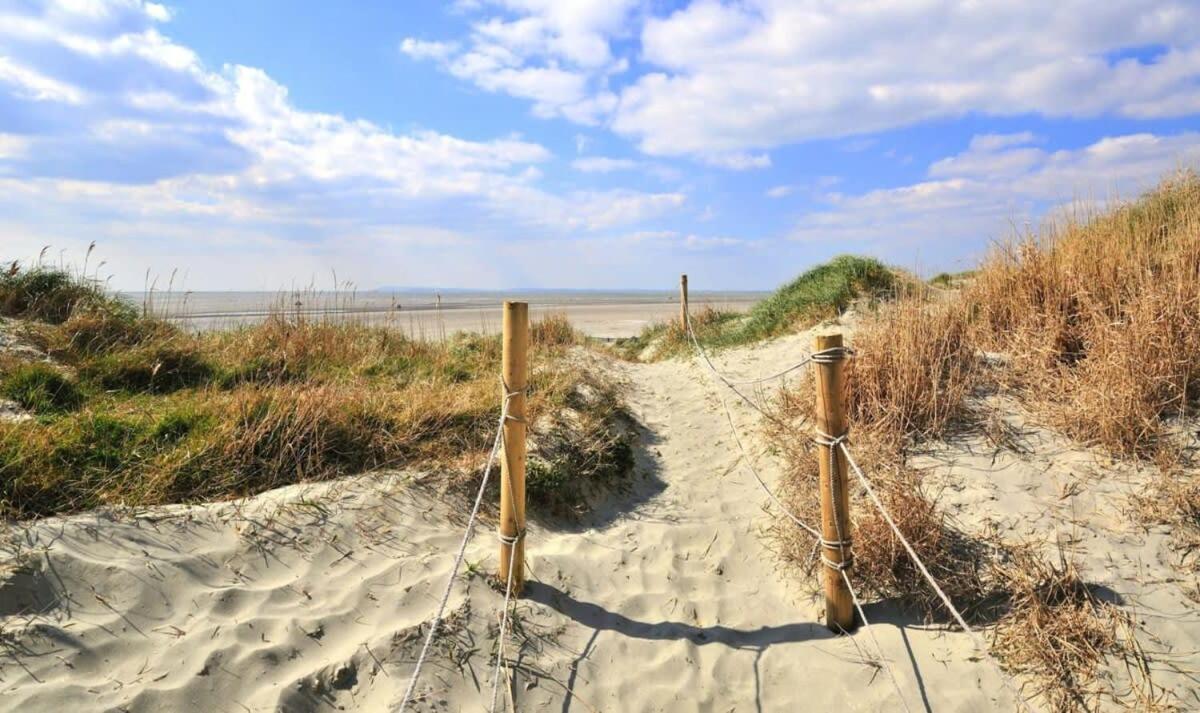 Two Bed Seafront Escape In East Wittering Apartment Bagian luar foto