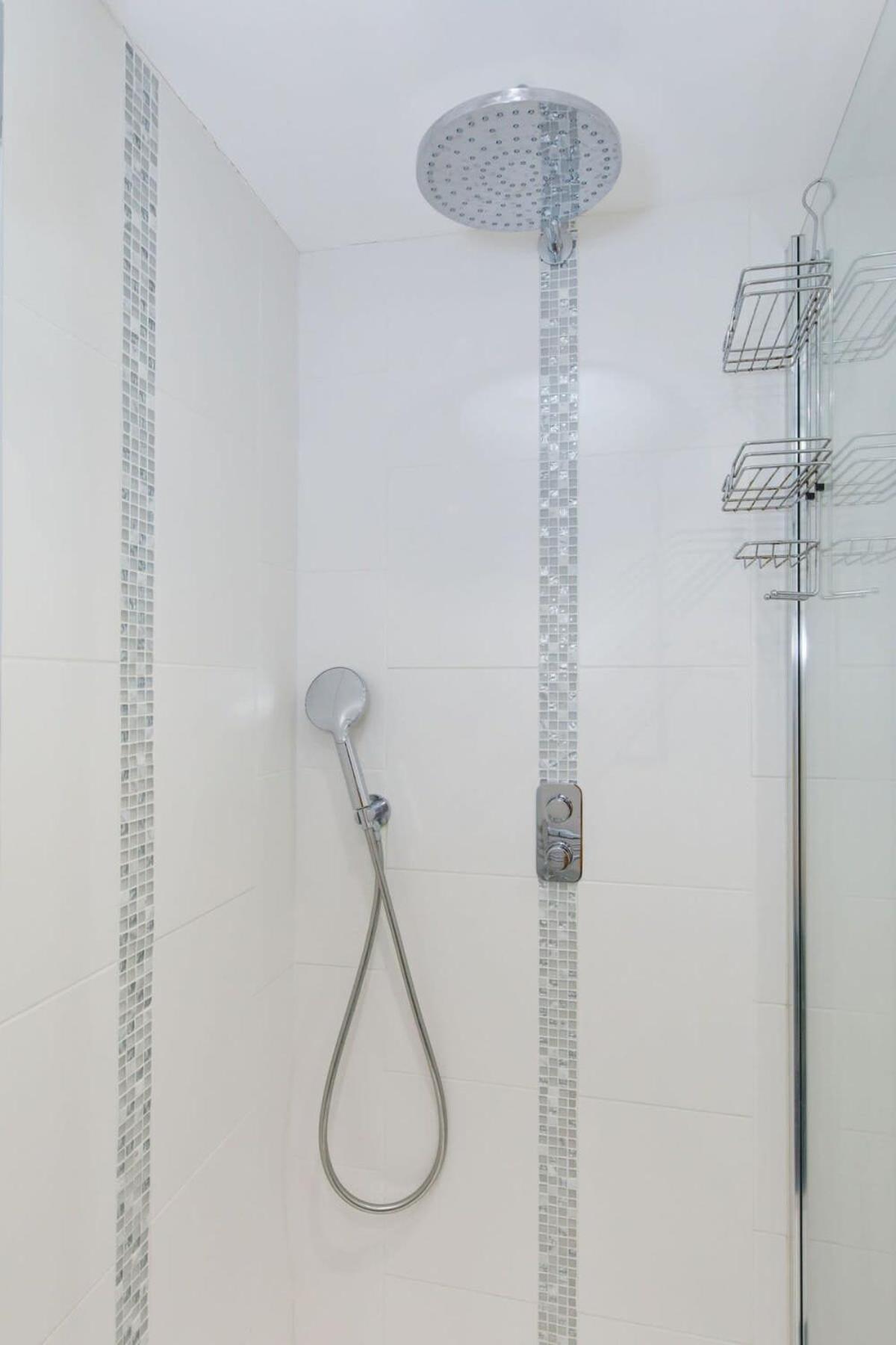 Two Bed Seafront Escape In East Wittering Apartment Bagian luar foto